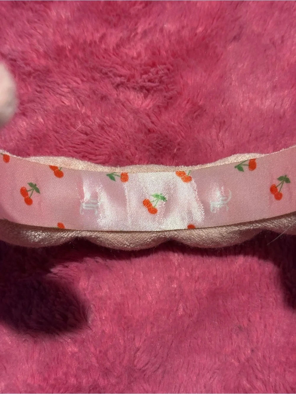 Plush Pink Scalloped Headband - Soft Padded Fashion Accessory